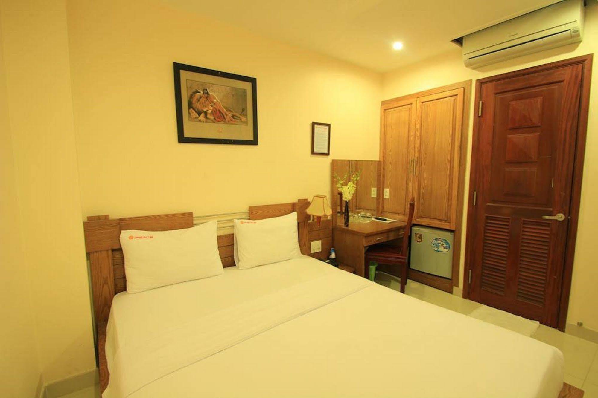 Ipeace Hotel - Bui Vien Walking Street Ho Chi Minh Zewnętrze zdjęcie